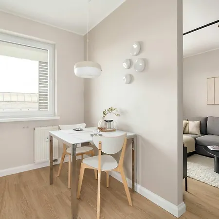 Apartament Comfortable With Parking In By Renters Poznań