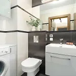 Comfortable With Parking In By Renters