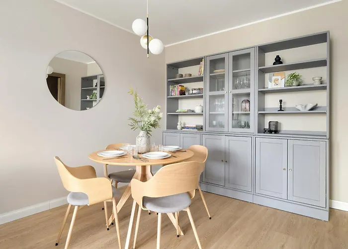 Comfortable With Parking In By Renters شقة