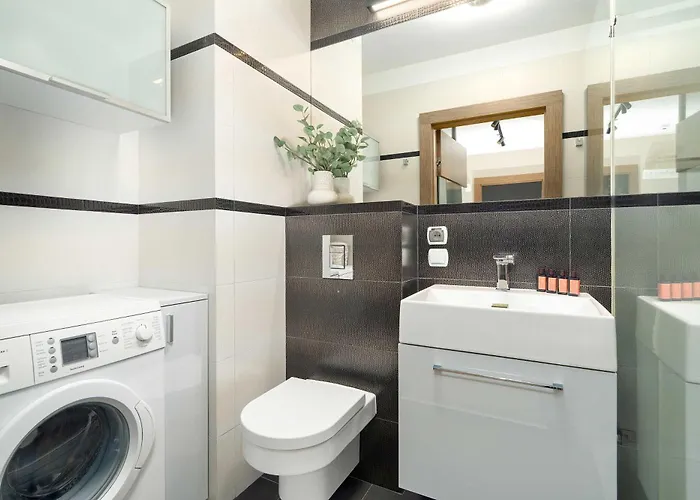 Comfortable With Parking In By Renters