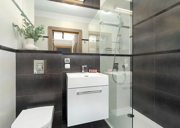 Comfortable With Parking In By Renters شقة